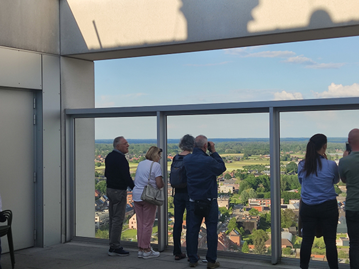 Bezoek Turnovatoren foto 2