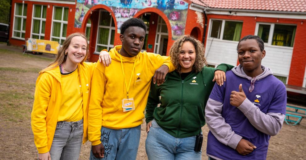 4 verschillende animatoren van wollebos zijn te zien: HUGO, hulpanimator en TIJO