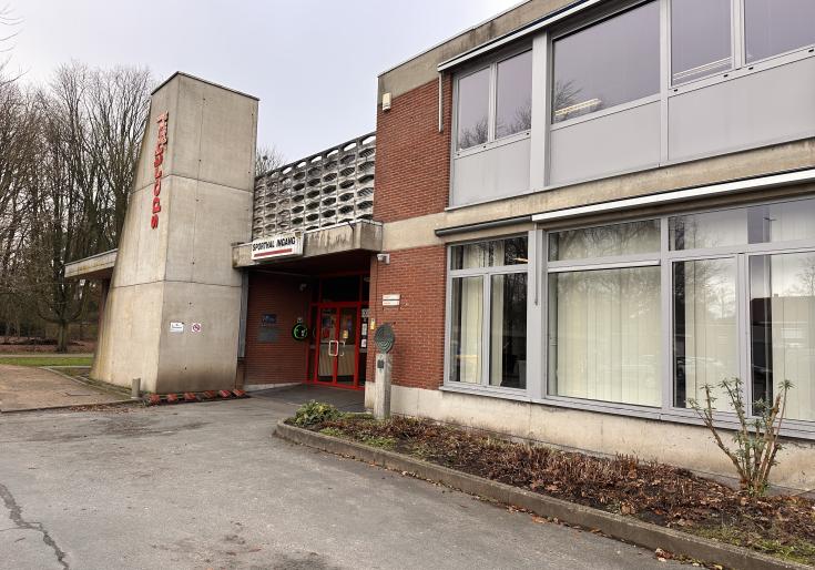 Buitengevel Sporthal Stadspark