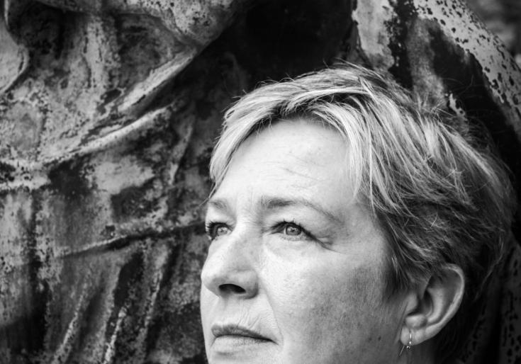 affichebeeld 'Wit is altijd schoon' met Isabelle Van Hecke